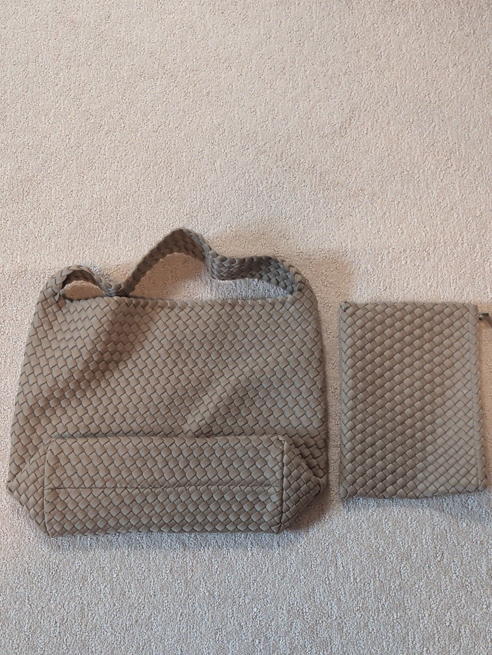 NAGHEDI Nomad Hobo Bag in Cashmere